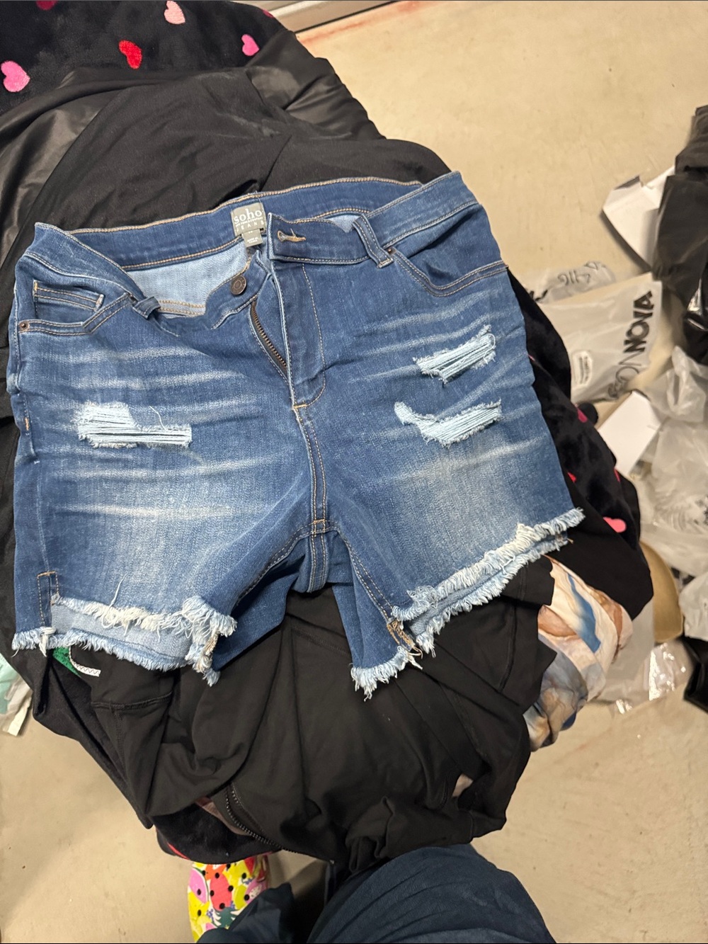 Soho Distressed Frayed Hem Denim Shorts - Blue